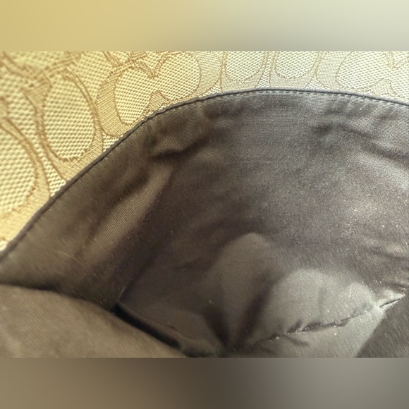 Coach Beige Signature Crossbody with White Trim and Gold Hardware - Picture 7 of 13